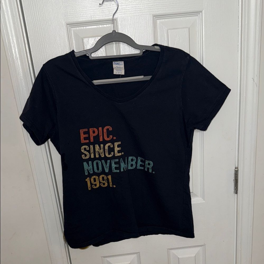 Faded Glory Black T-Shirt with Colorful Graphic